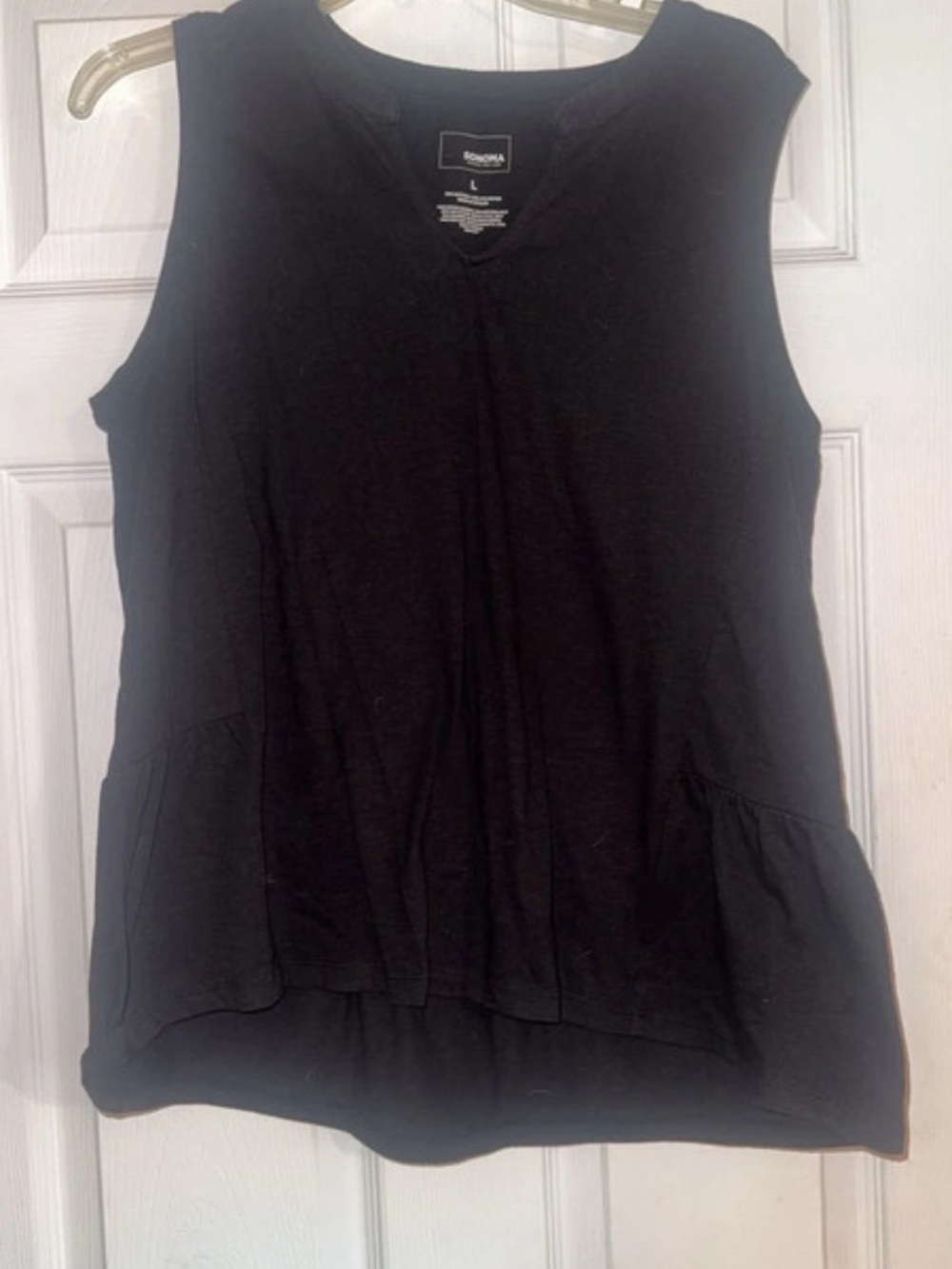 Sonoma Black V-Neck Sleeveless Tank with Side Panels